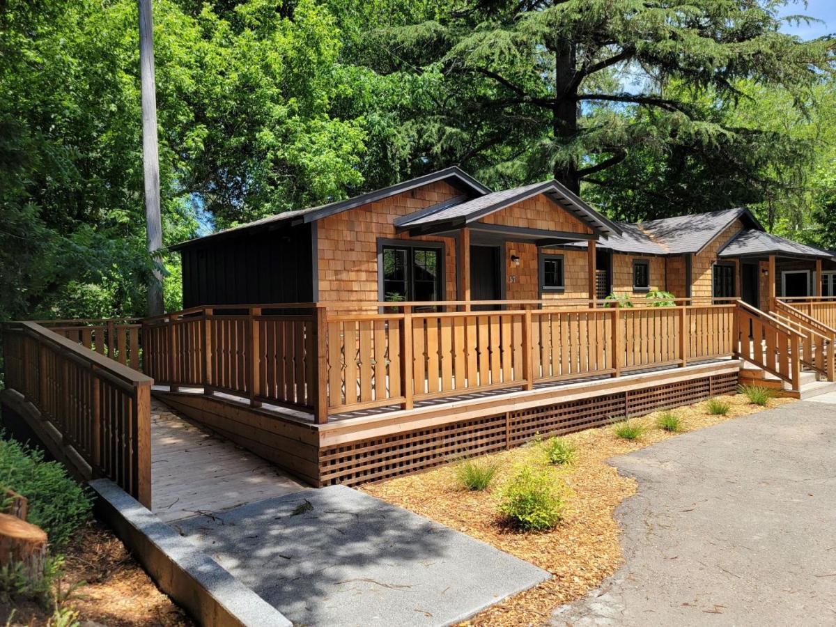 Dawn Ranch Hotel Guerneville Bagian luar foto